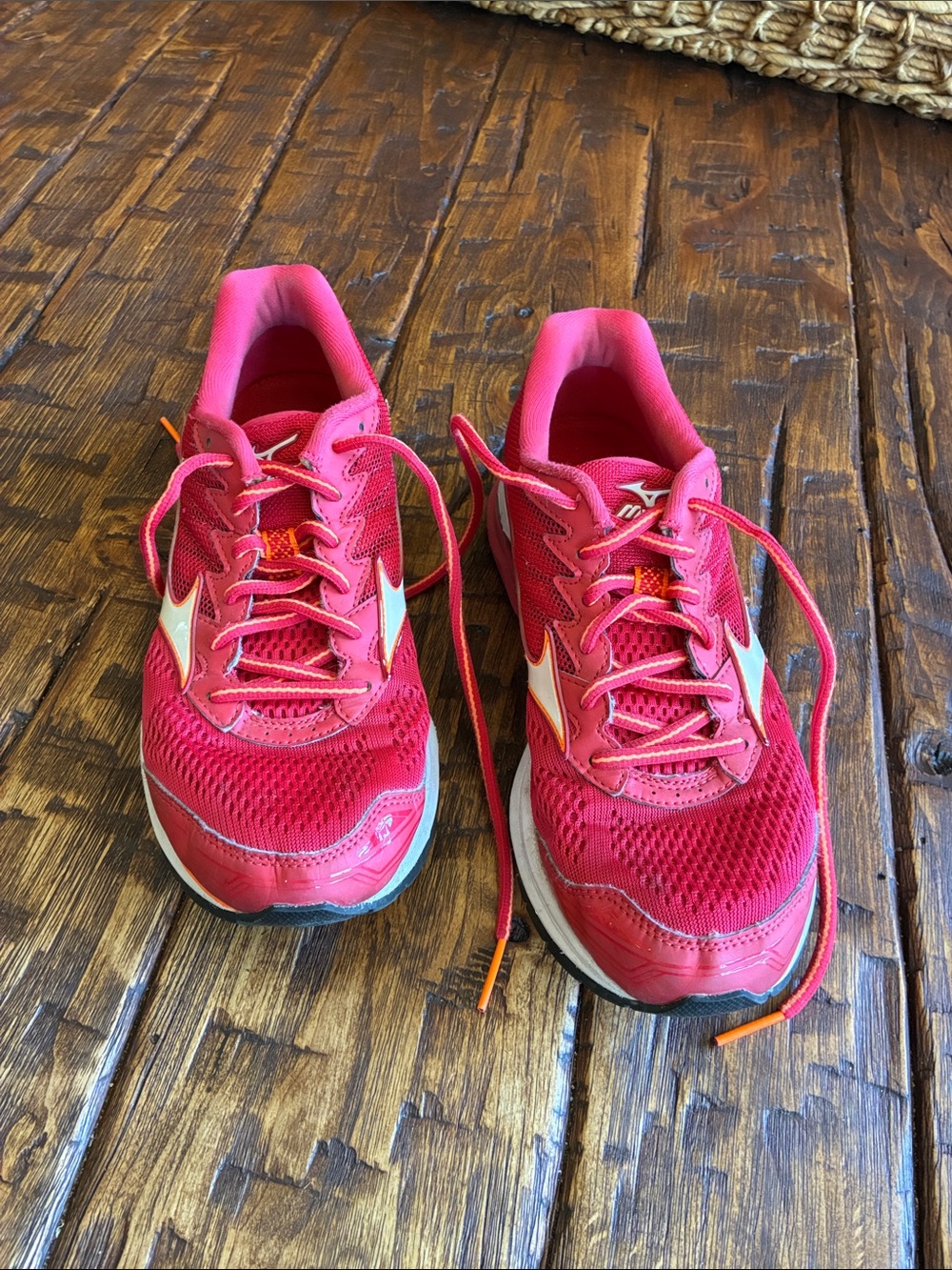 Mizuno Women's Hot Pink Athletic Running Shoes